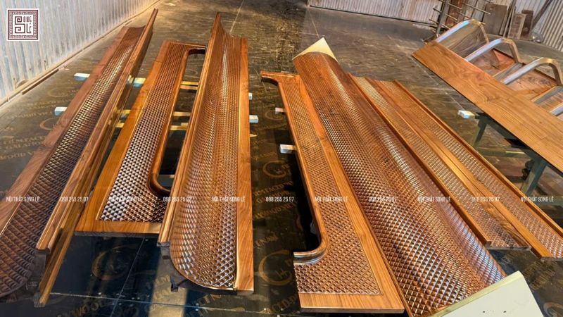 Bảng báo giá thi công gỗ óc chó