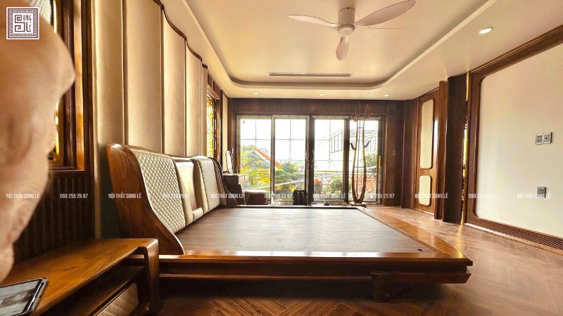 Phòng ngủ gỗ óc chó phong cách Tân cổ điển