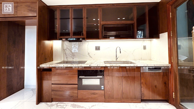 Thi công tủ bếp gỗ óc chó